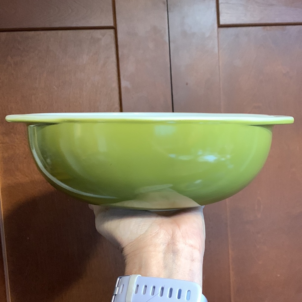 SALE!  Pyrex Verde handled bowl